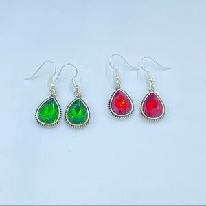 Vintage Christmas Teardrop Crystal Earrings Red and Green